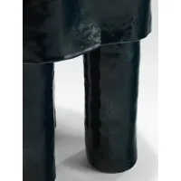 <a href="https://www.galeriegosserez.com/artistes/salomon-celine.html">Céline Salomon</a> - Owen - Table d'appoint 3 pieds