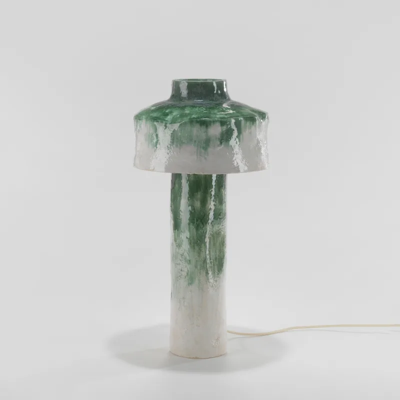 <a href="https://www.galeriegosserez.com/artistes/salomon-celine.html">Céline Salomon</a> - Minitari S - Lampe 
