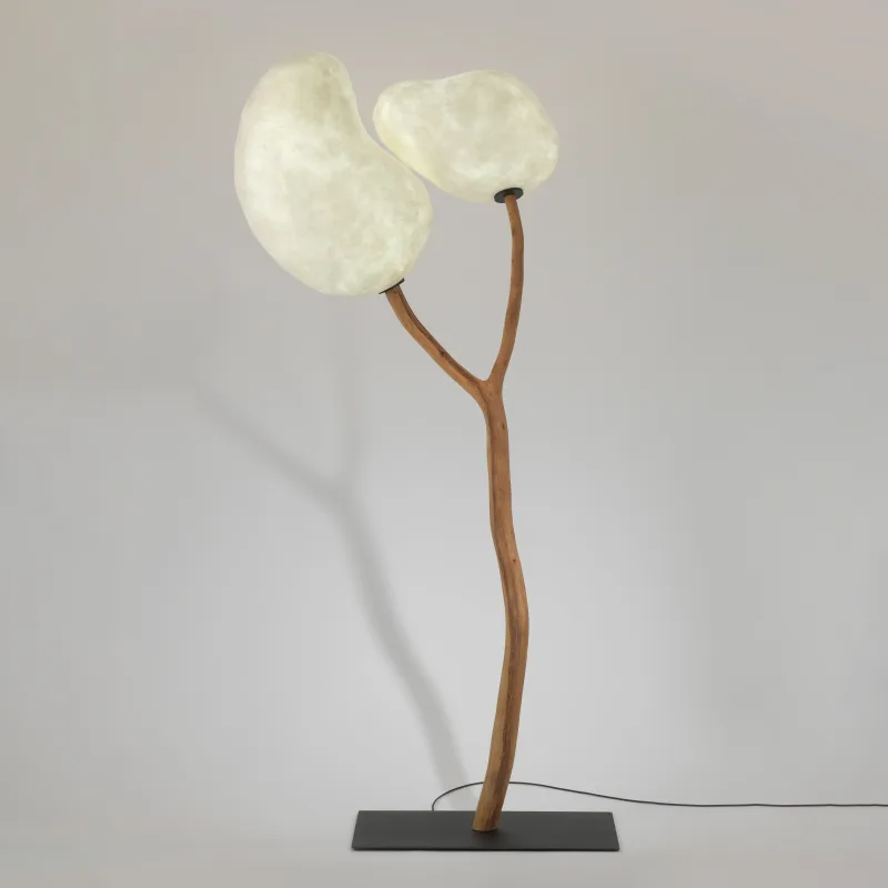 <a href="https://www.galeriegosserez.com/artistes/de-kergal-diane.html">Diane de Kergal</a> - Whisper - Sculpture lumineuse