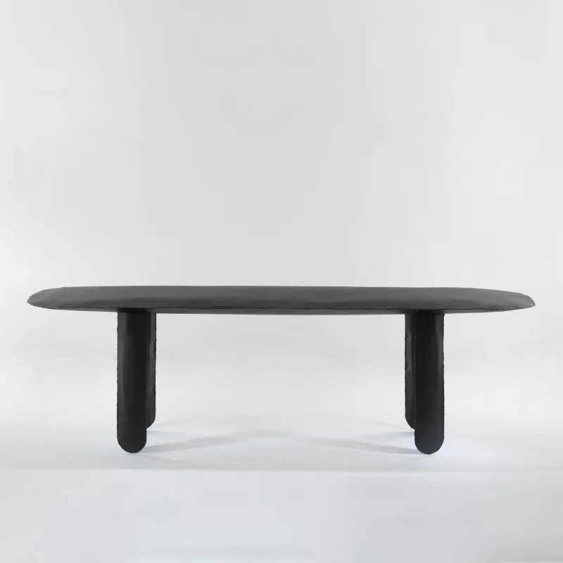 <a href="https://www.galeriegosserez.com/artistes/gernay-damien.html">Damien Gernay </a> - Froissé - table