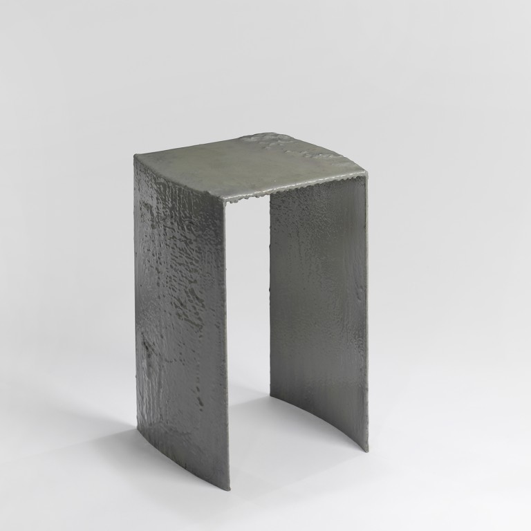  Middernacht & Alexander - How I Got Over - Fossil Sage Tabouret
