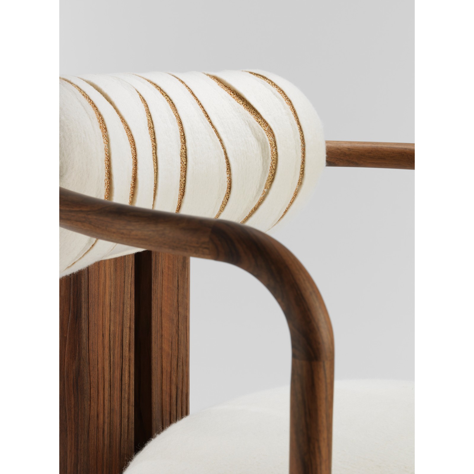 Fauteuil design AD Range Rover prize