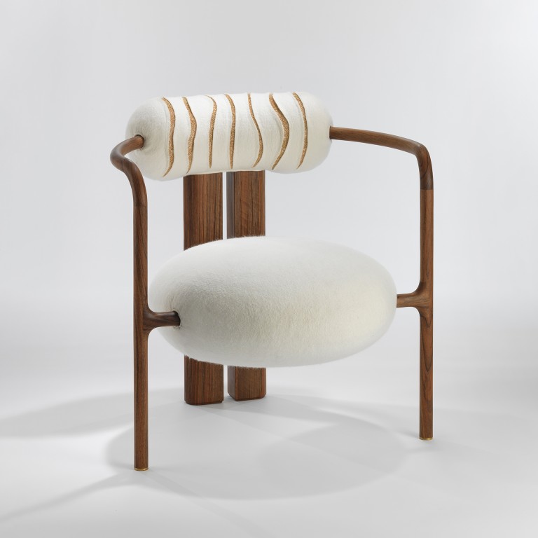 Sébastien Coudert-Maugendre - Loire - Fauteuil brodé